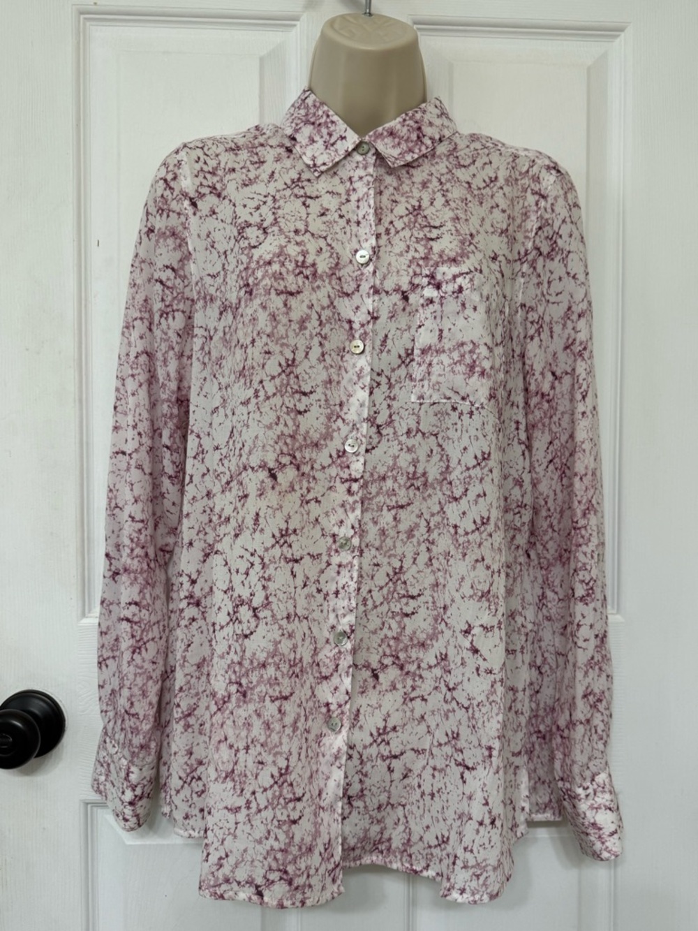 Foxcroft Lyocell Button Front Blouse Pink Marble Print Size 8